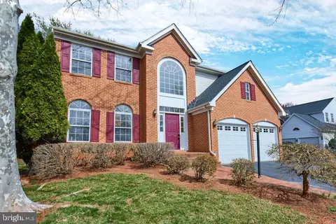 47026 Bainbridge Pl, Sterling, VA 20165