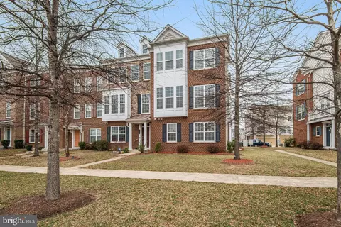 43515 Wheadon Ter, Chantilly, VA 20152