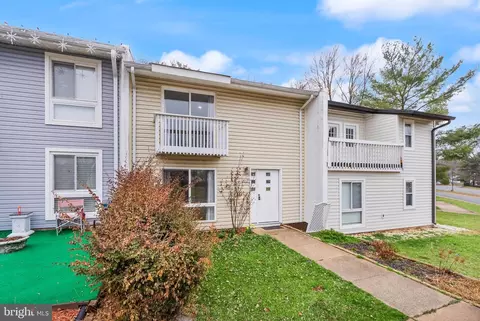 270 N Cottage Rd, Sterling, VA 20164