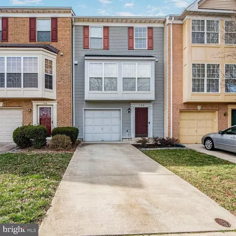 108 Hampshire Sq SW, Leesburg, VA 20175
