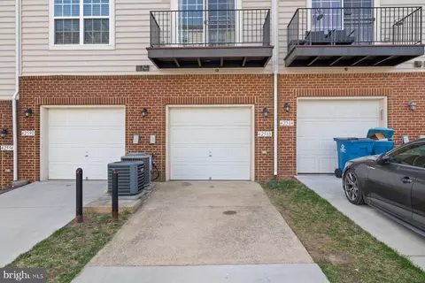42588 Cardinal Trace Ter, Brambleton, VA 20148 photo 35