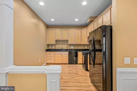 44422 Sunset Maple Dr, Ashburn, VA 20147 photo 18
