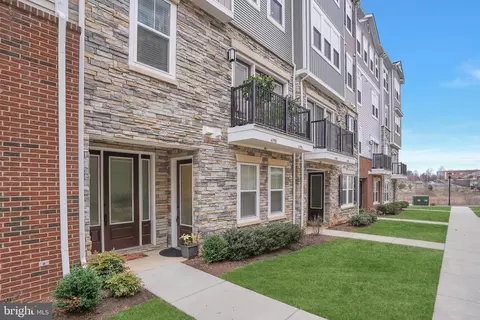 41996 Nora Mill Ter, Aldie, VA 20105