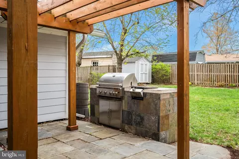 Other - 401 W Maple Ave W, Sterling, VA 20164 photo 9 of 11