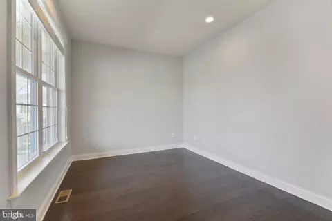 43059 Old Ryan Rd, Ashburn, VA 20148 photo 19