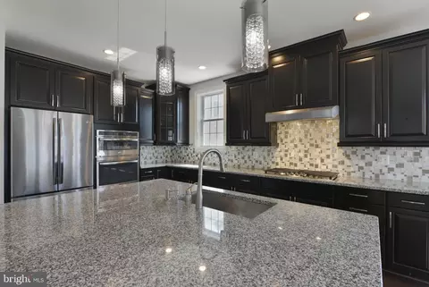 43059 Old Ryan Rd, Ashburn, VA 20148 photo 10