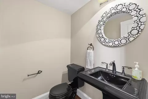 20483 Quarterpath Trace Cir, Sterling, VA 20165 photo 12