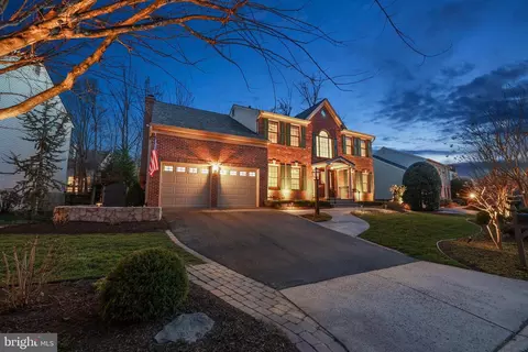 20483 Quarterpath Trace Cir, Sterling, VA 20165 photo 2
