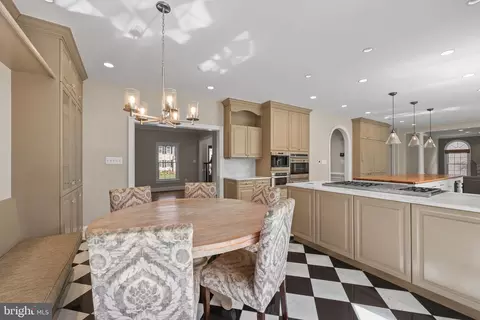 20483 Quarterpath Trace Cir, Sterling, VA 20165 photo 20