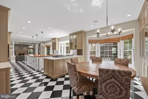 20483 Quarterpath Trace Cir, Sterling, VA 20165 photo 19