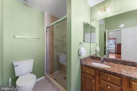 20755 Laplume Pl, Ashburn, VA 20147 photo 24