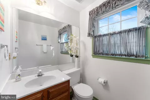 20755 Laplume Pl, Ashburn, VA 20147 photo 8