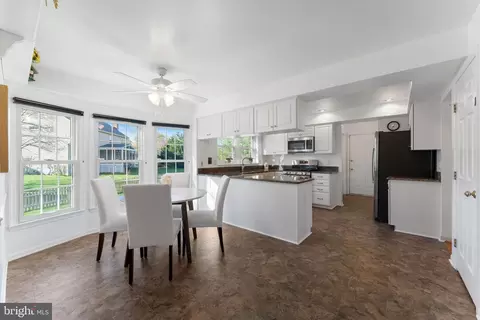 20755 Laplume Pl, Ashburn, VA 20147 photo 6