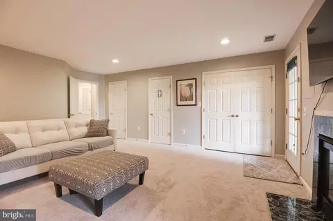 44167 Tippecanoe Ter, Ashburn, VA 20147 photo 37