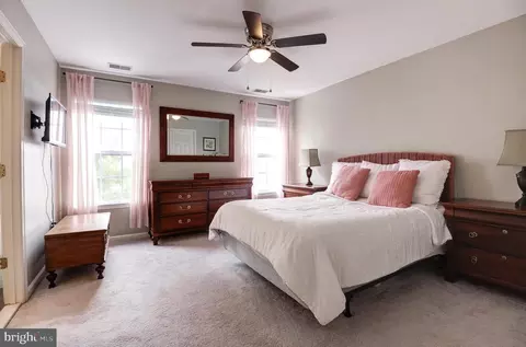 44167 Tippecanoe Ter, Ashburn, VA 20147 photo 22