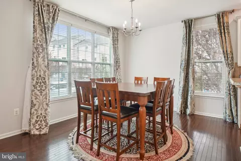 43211 Sharpie Sq, Ashburn, VA 20148 photo 10
