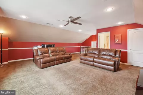 43211 Sharpie Sq, Ashburn, VA 20148 photo 25