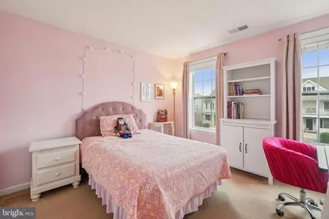 43211 Sharpie Sq, Ashburn, VA 20148 photo 17