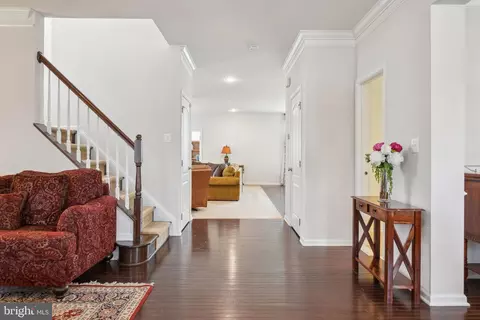 43211 Sharpie Sq, Ashburn, VA 20148 photo 5