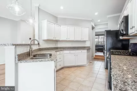 43528 Laidlow St, Chantilly, VA 20152 photo 12