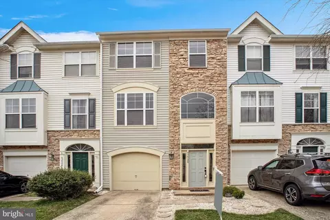 43528 Laidlow St, Chantilly, VA 20152
