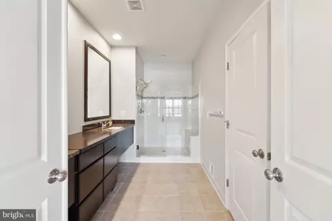 20398 Codman Dr, Ashburn, VA 20147 photo 26