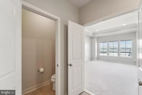 20398 Codman Dr, Ashburn, VA 20147 photo 28
