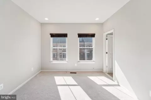 20398 Codman Dr, Ashburn, VA 20147 photo 30