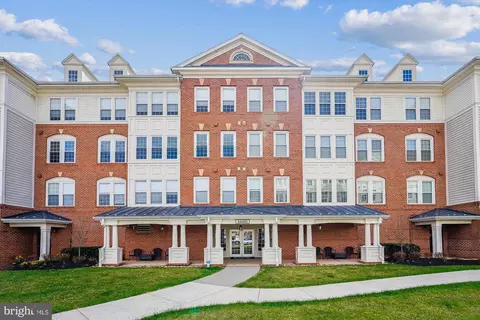 44485 Chamberlain Ter #205, Ashburn, VA 20147