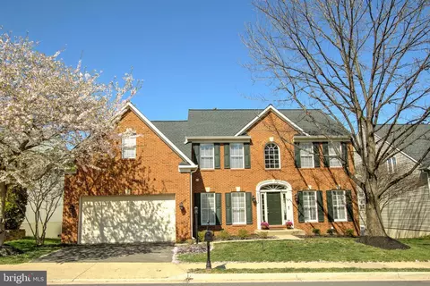 47424 River Crest St, Sterling, VA 20165