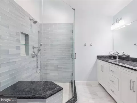 Bath - 20270 Glenrobin Ter, Ashburn, VA 20147 photo 1 of 5
