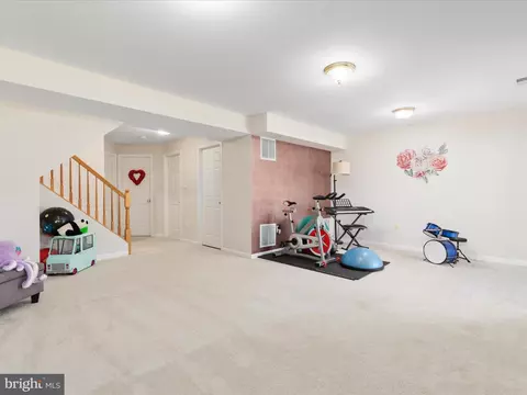Other - 20270 Glenrobin Ter, Ashburn, VA 20147 photo 6 of 11