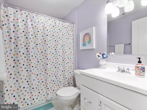 Bath - 20270 Glenrobin Ter, Ashburn, VA 20147 photo 5 of 5