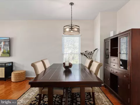 Dining - 20270 Glenrobin Ter, Ashburn, VA 20147 photo 1 of 3