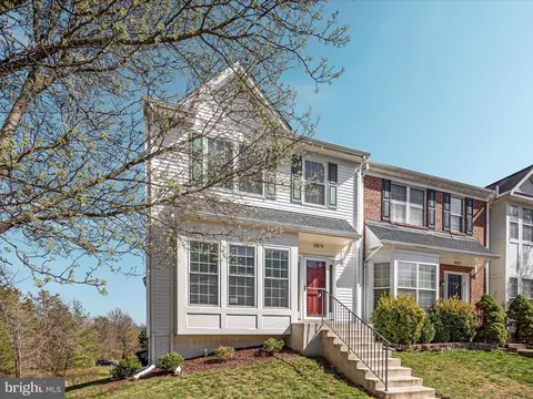 Exterior - 20270 Glenrobin Ter, Ashburn, VA 20147 photo 5 of 7