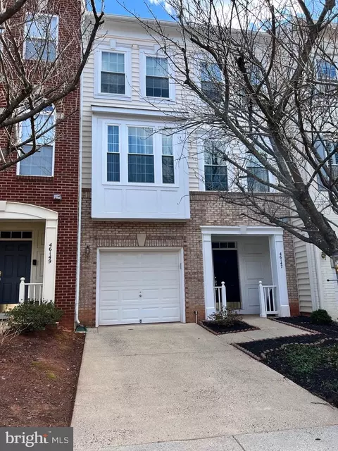 46147 Cecil Ter, Sterling, VA 20165