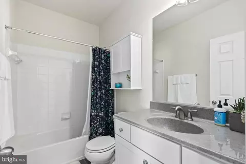 22281 Pinecroft Ter, Ashburn, VA 20148 photo 20