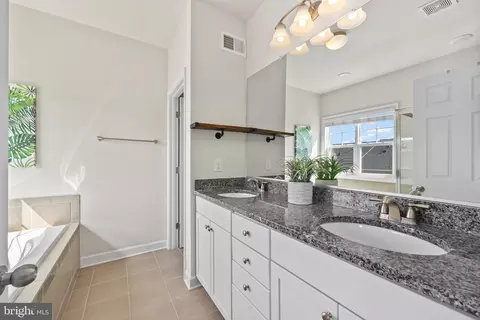 22281 Pinecroft Ter, Ashburn, VA 20148 photo 15