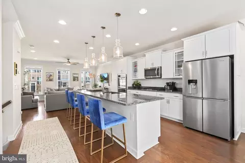 22281 Pinecroft Ter, Ashburn, VA 20148 photo 9
