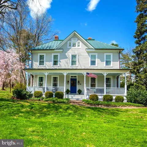 17121 Simpson Cir, Paeonian Springs, VA 20129