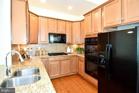 20559 Crescent Pointe Pl, Ashburn, VA 20147 photo 11