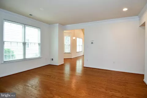 20559 Crescent Pointe Pl, Ashburn, VA 20147 photo 7