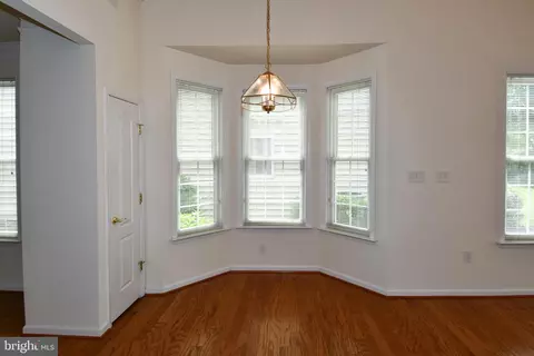 20559 Crescent Pointe Pl, Ashburn, VA 20147 photo 8