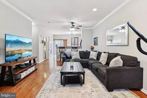 25149 Shultz Ter, Chantilly, VA 20152 photo 11