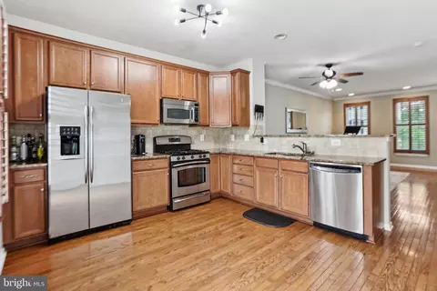 25149 Shultz Ter, Chantilly, VA 20152 photo 8