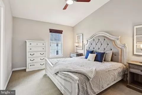25149 Shultz Ter, Chantilly, VA 20152 photo 17
