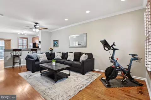 25149 Shultz Ter, Chantilly, VA 20152 photo 13