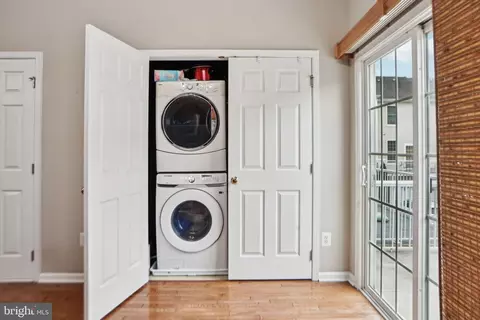25149 Shultz Ter, Chantilly, VA 20152 photo 14