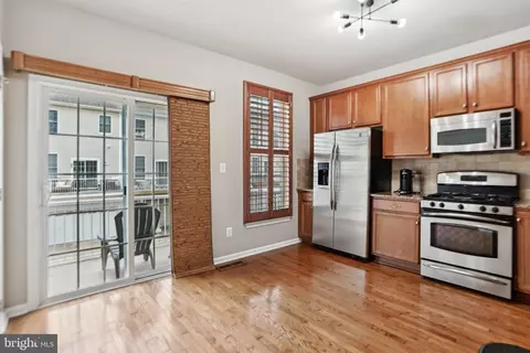 25149 Shultz Ter, Chantilly, VA 20152 photo 9
