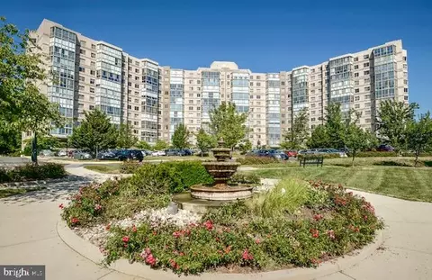 19365 Cypress Ridge Ter #715, Leesburg, VA 20176